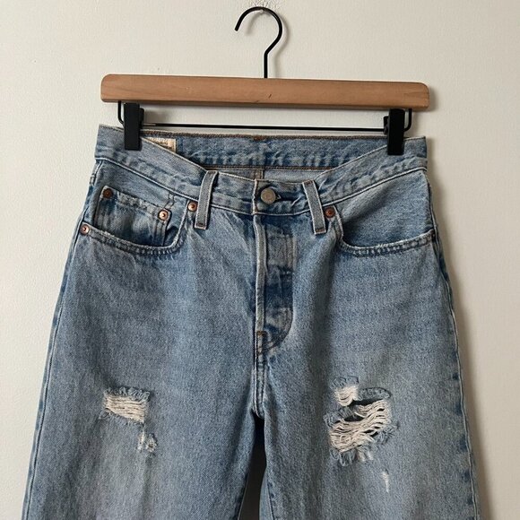 Levi's Premium 501 Distressed Jeans Sketch Artist Wash Women's Size 26 - Picture 3 of 11